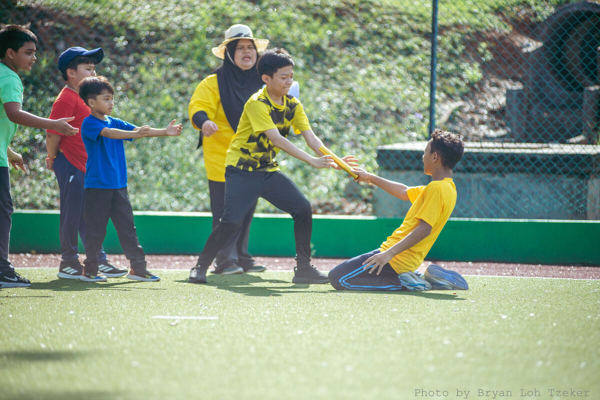 GroupBatonPassSports-26