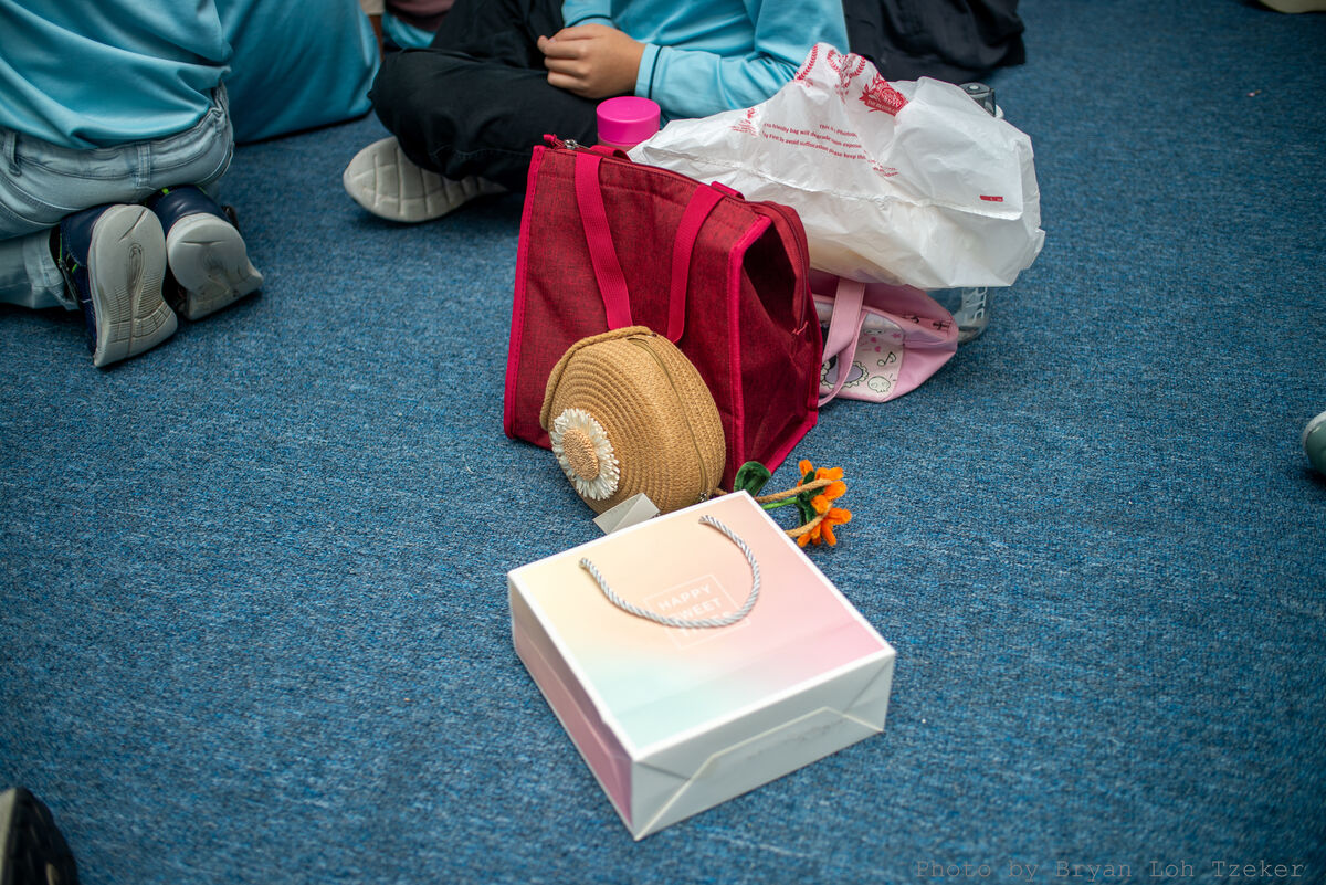 GroupSittingBags-26