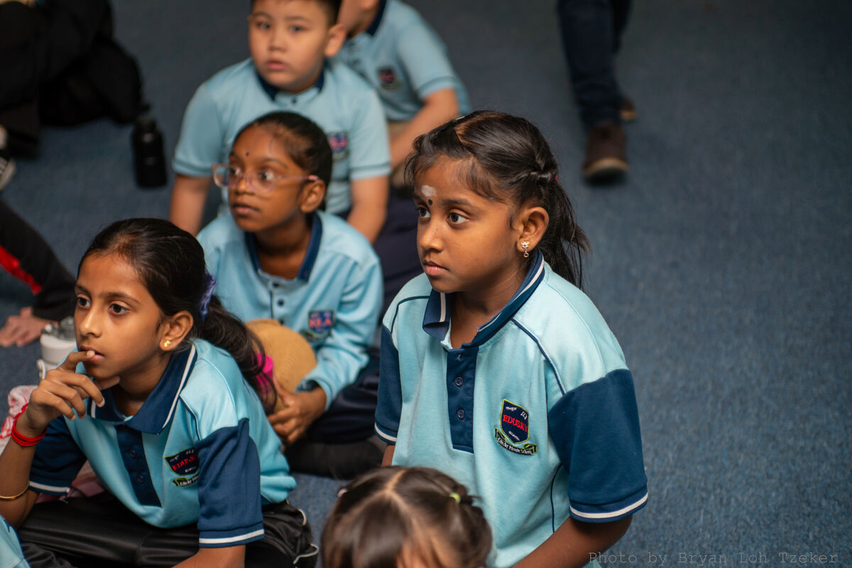 GroupSittingSchoolUniform-26