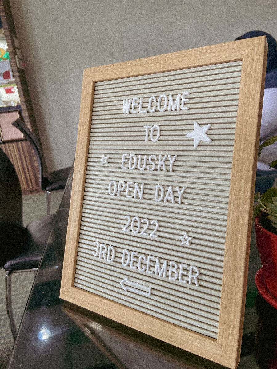 OpenDayWelcomeSign-24