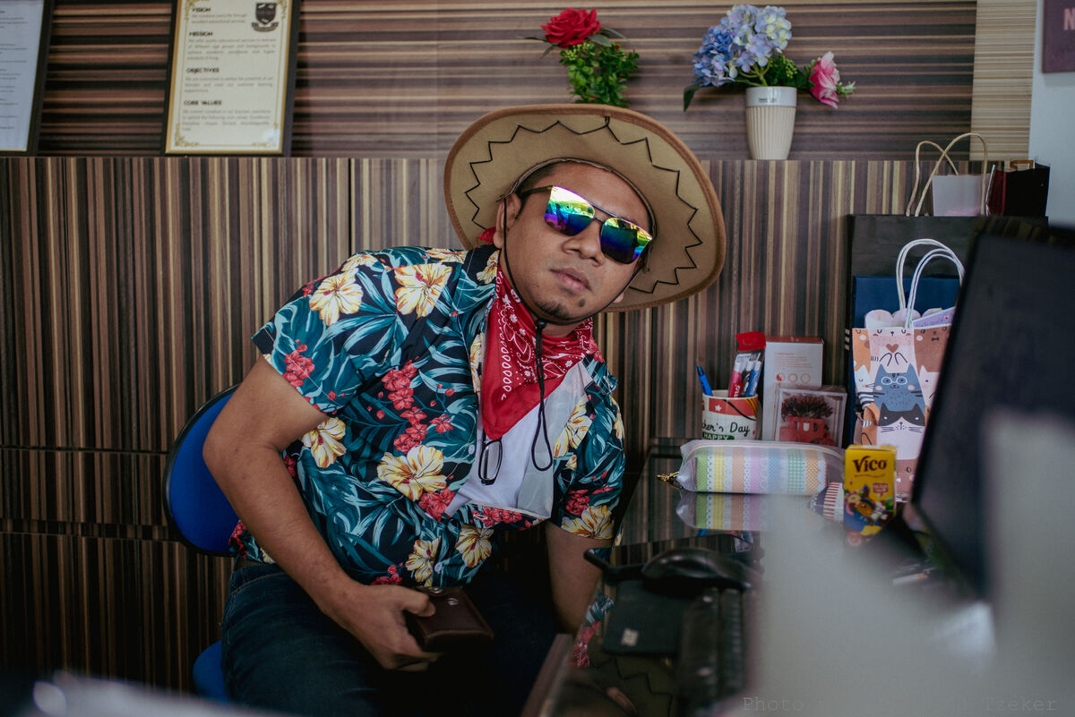 SoloDeskHawaiianSombrero-26