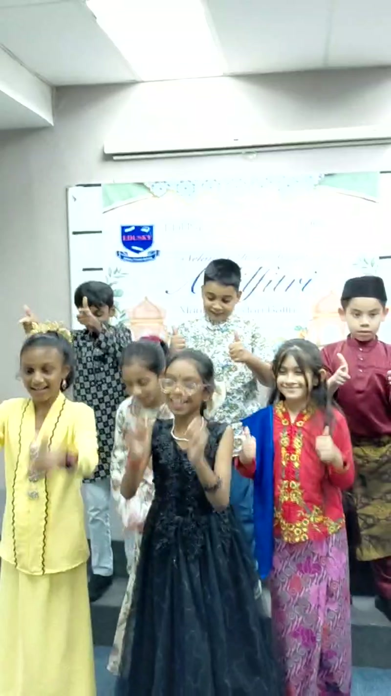 Hari Raya stage